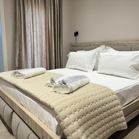 Hotel Kseal Permet Bagian luar foto