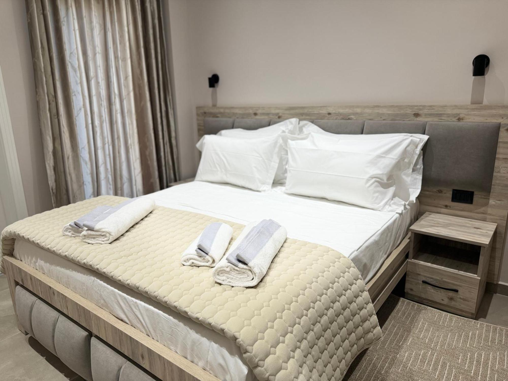 Hotel Kseal Permet Bagian luar foto
